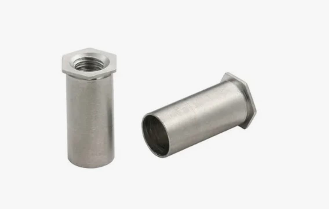 SOS-3,5-M3-6 Втулка запрессовочная резьбовая проходная нержавеющая сталь М3 х 6