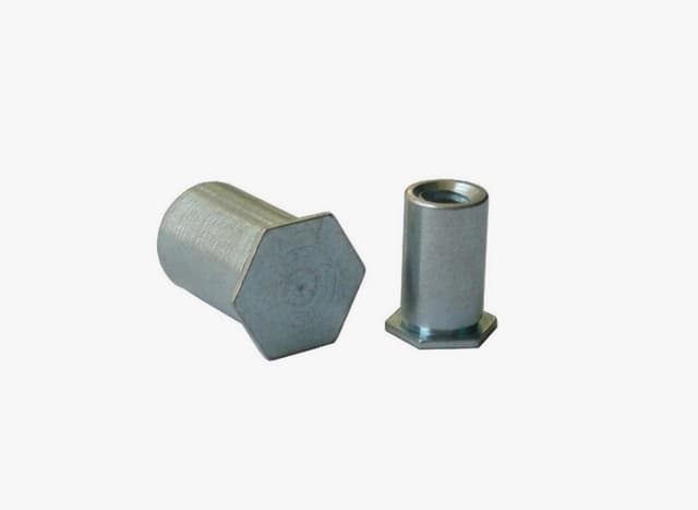 BSO-M3,5-25 Втулка запрессовочная резьбовая неполнопроходная М3,5х25 стальная оцинкованная